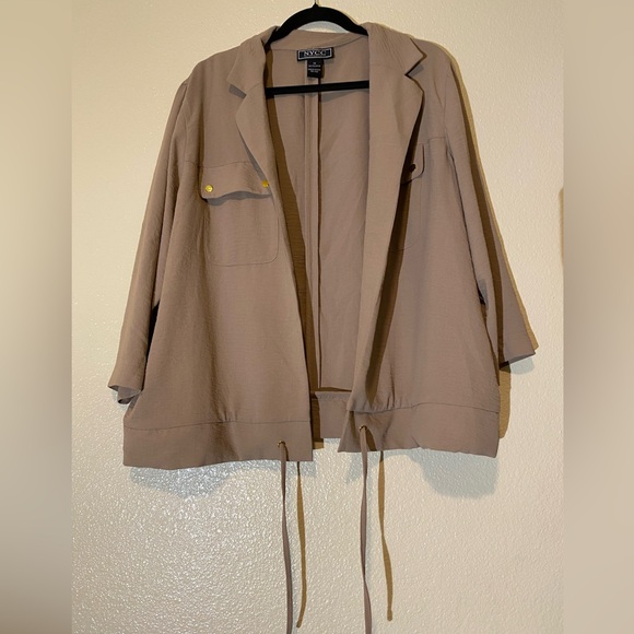 NYC Women's Utility Jacket in Tan Size 1X - Picture 2 of 7